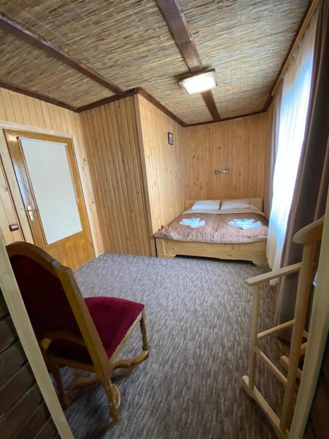 Guest House Shulc Mizhhirya  ภายนอก รูปภาพ