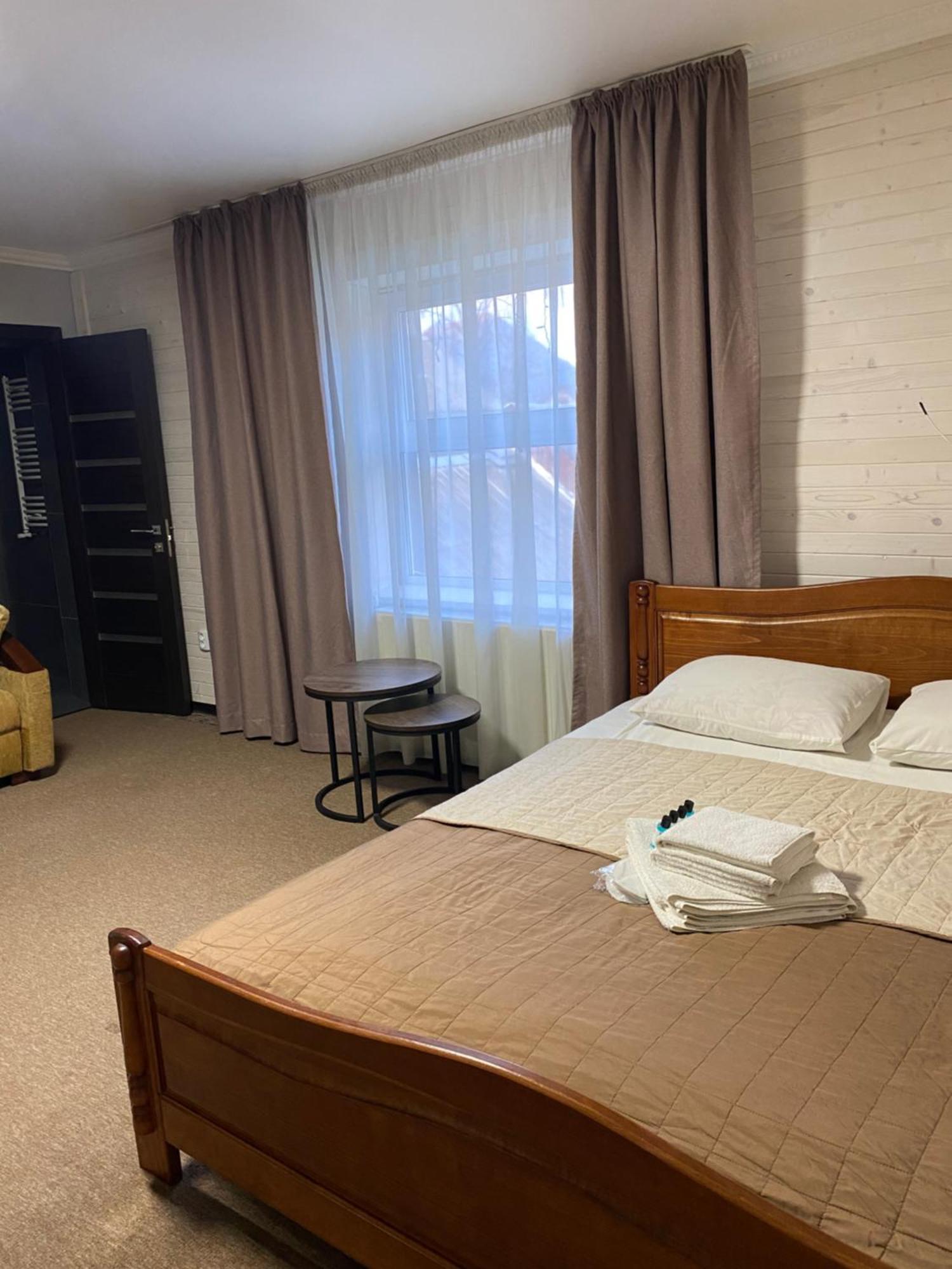 Guest House Shulc Mizhhirya  ภายนอก รูปภาพ
